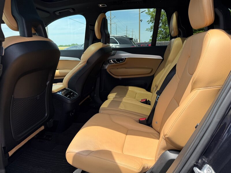 Used 2017 Volvo XC90 T6 Momentum w/ Vision Package AWD/4WD image 11