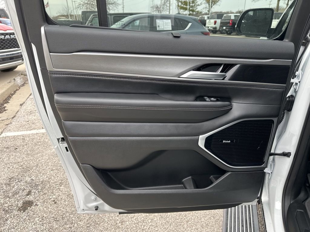 New 2026 Jeep Grand Wagoneer L Limited image 44