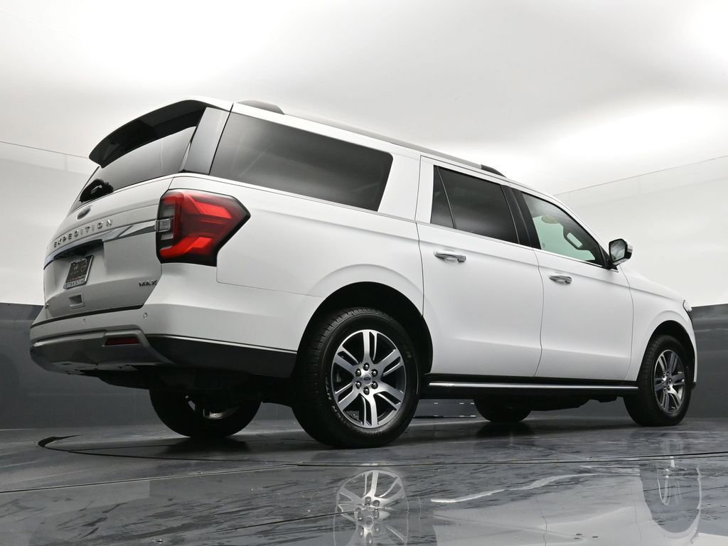 Used 2022 Ford Expedition Max Limited image 33