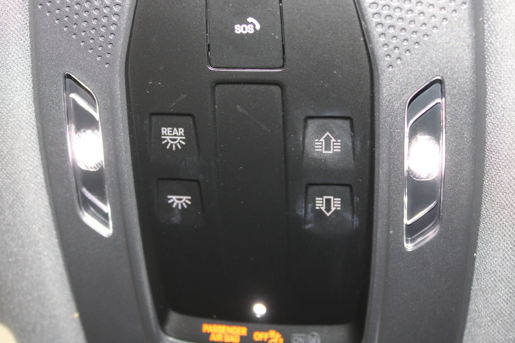 Used 2024 Porsche Cayenne Coupe AWD/4WD image 52