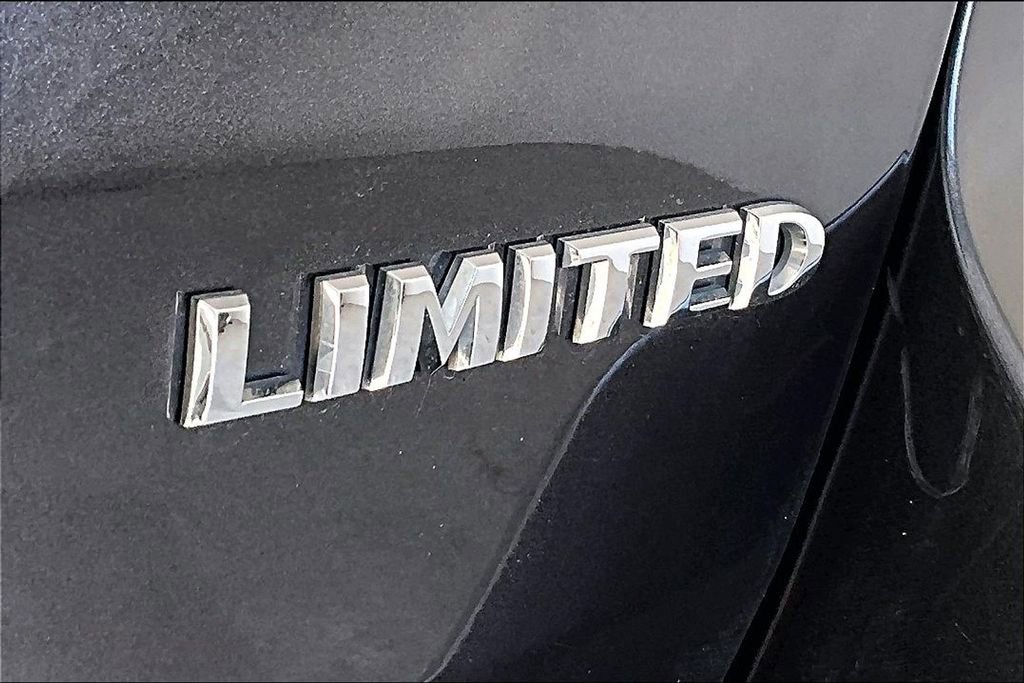 Used 2015 Jeep Grand Cherokee Limited image 41