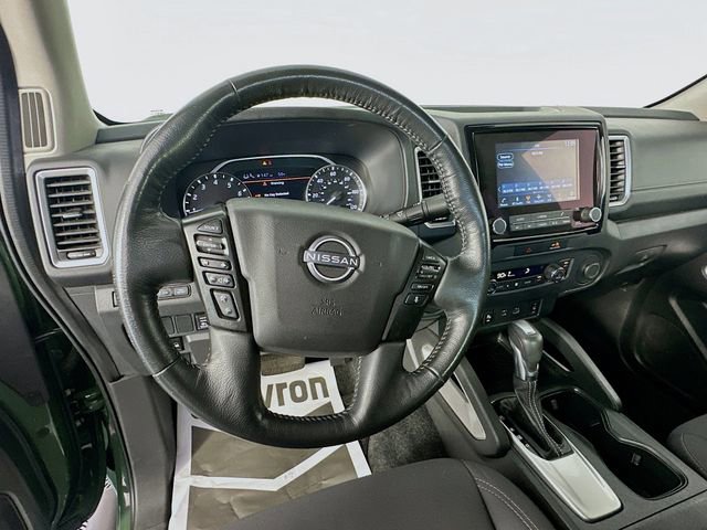 Used 2023 Nissan Frontier SV w/ SV Convenience Package image 11