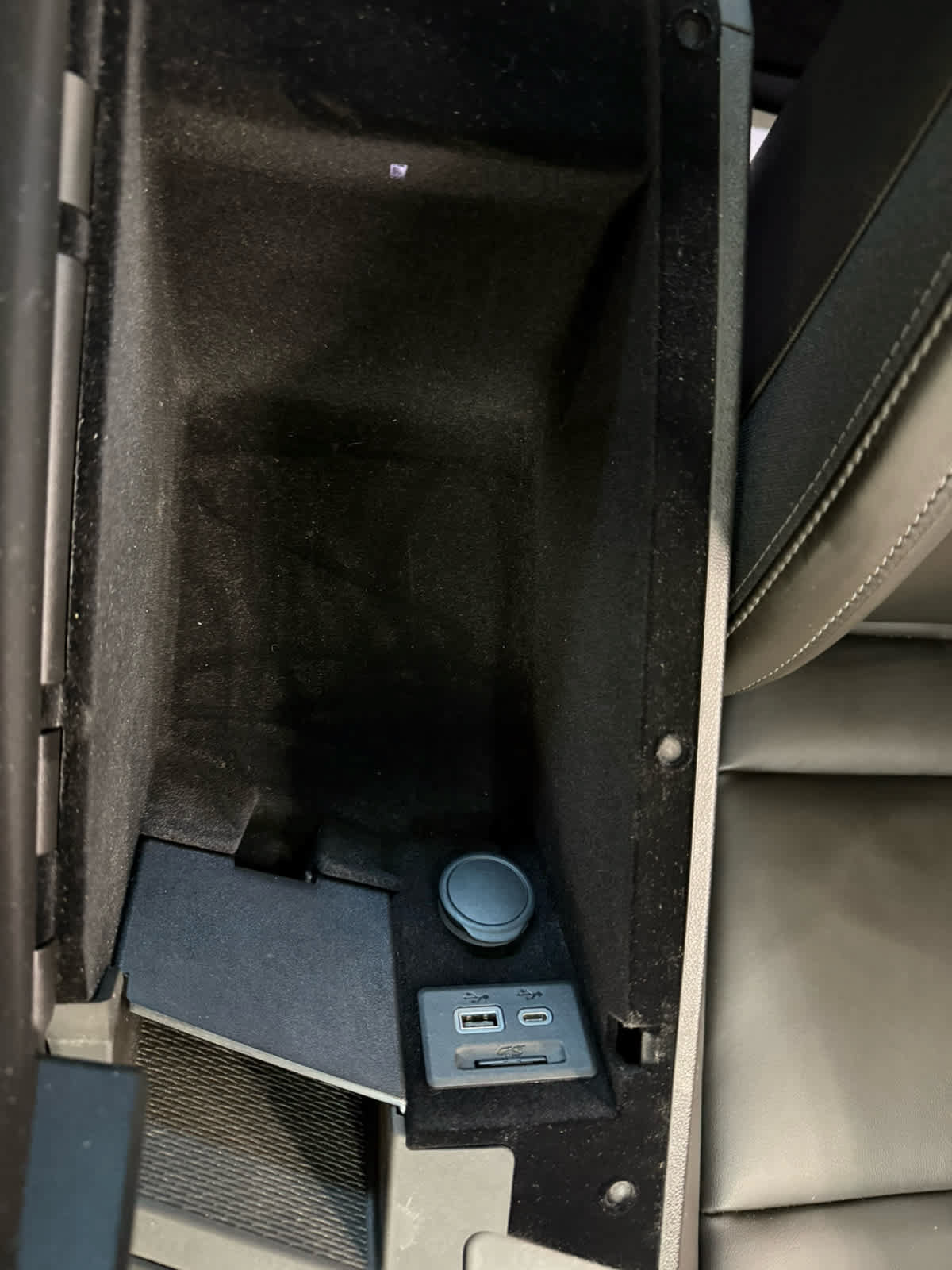 Used 2024 Cadillac CT5 Luxury w/ Sun And Sound Package AWD/4WD image 32