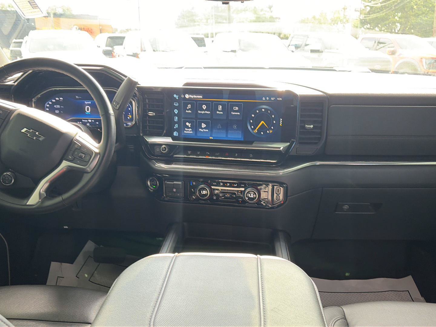 Used 2024 Chevrolet Silverado 2500 LTZ w/ LTZ Plus Package AWD/4WD image 22