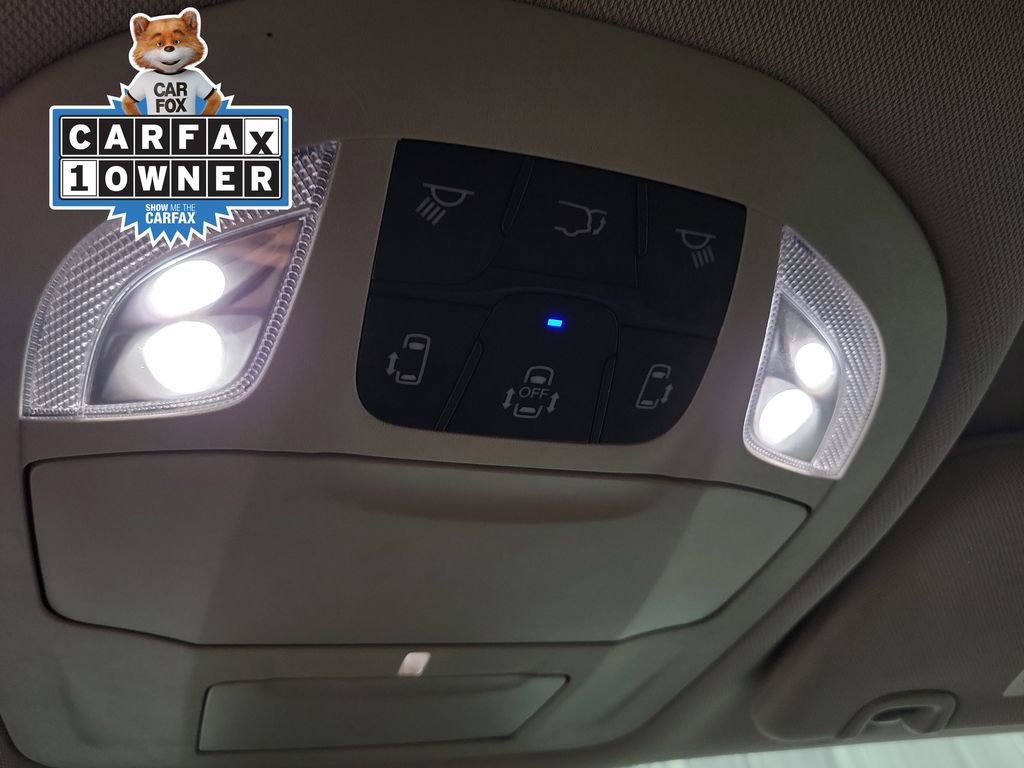 Used 2023 Chrysler Pacifica Touring-L FWD image 24