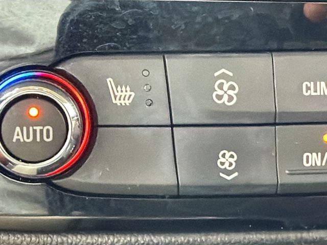 Used 2023 Buick Enclave Essence FWD image 20