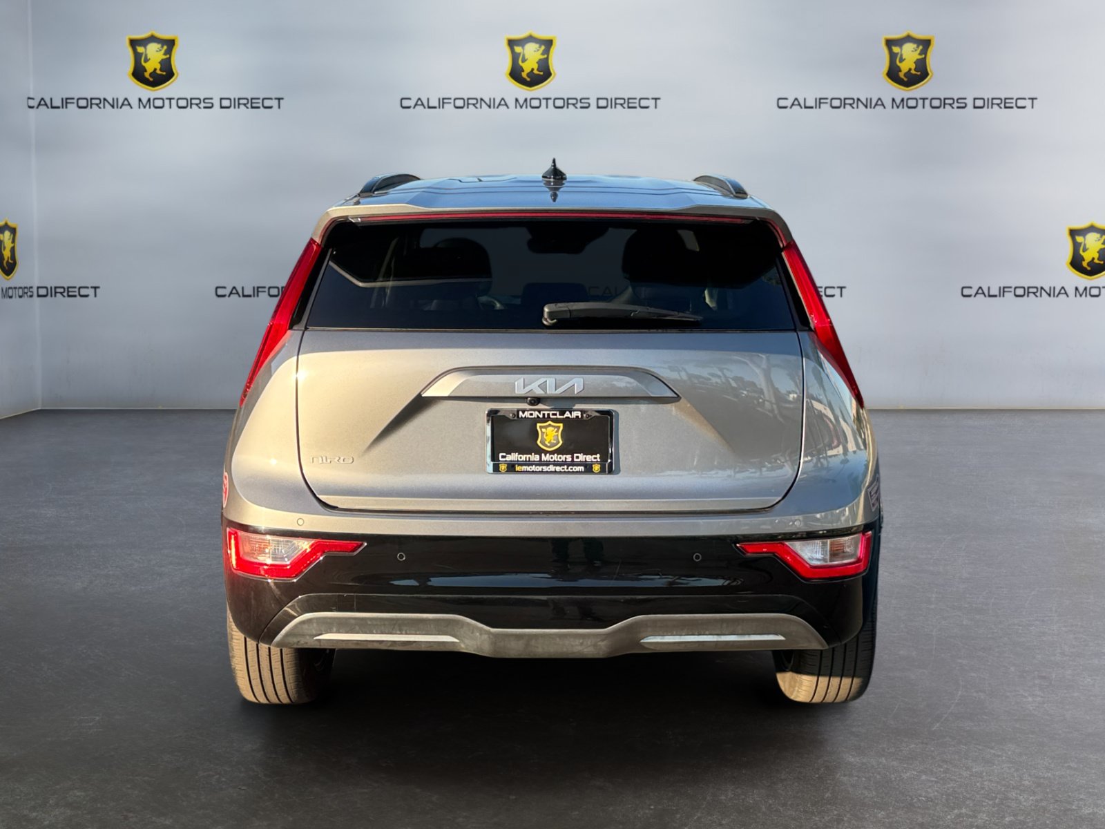 Used 2023 Kia Niro Wind w/ Wind Preserve Package FWD image 4
