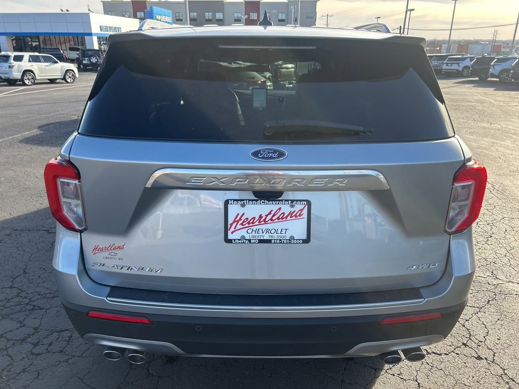 Used 2022 Ford Explorer Platinum w/ Equipment Group 601A image 6