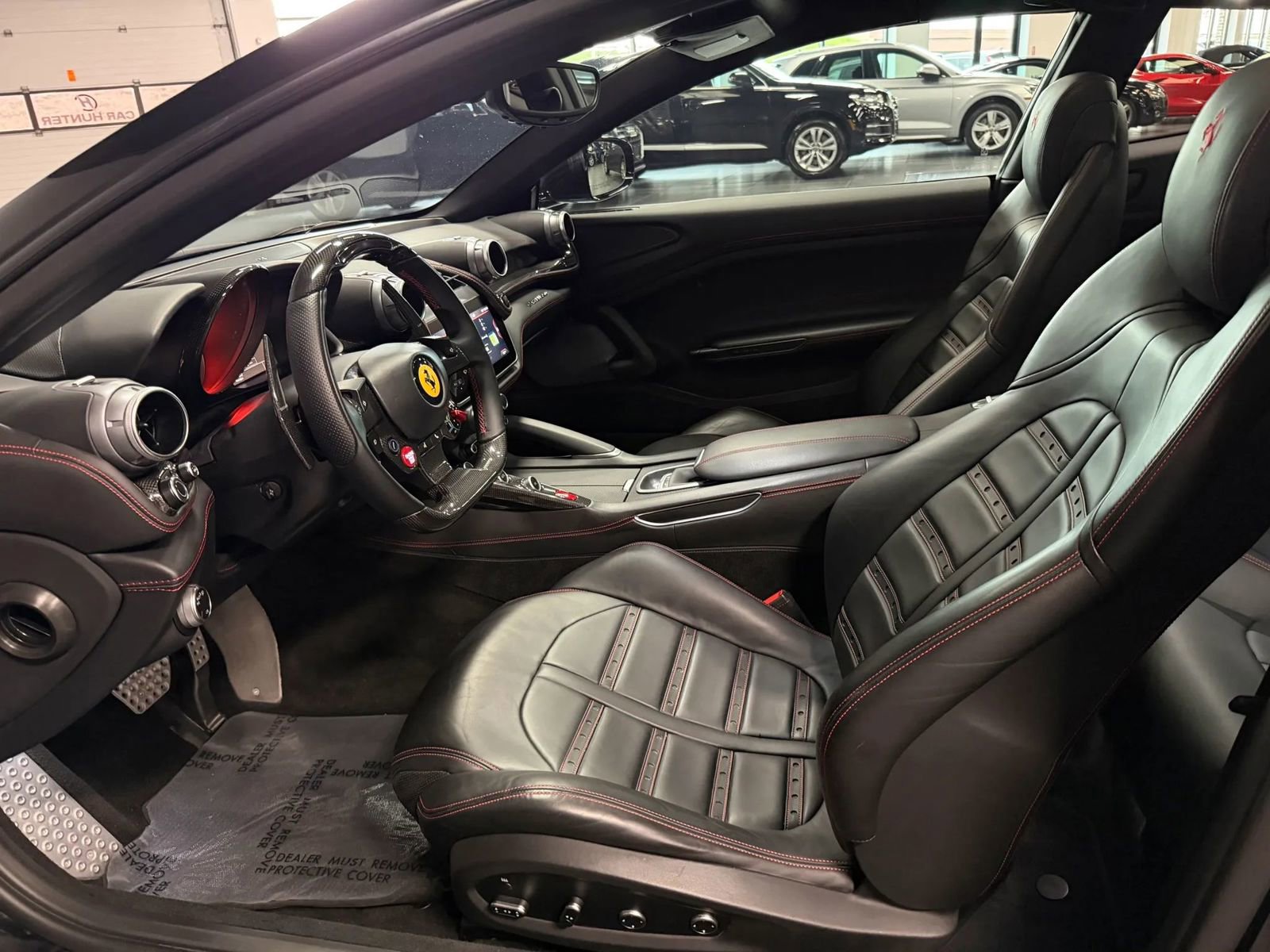 Used 2018 Ferrari GTC4Lusso AWD/4WD image 23