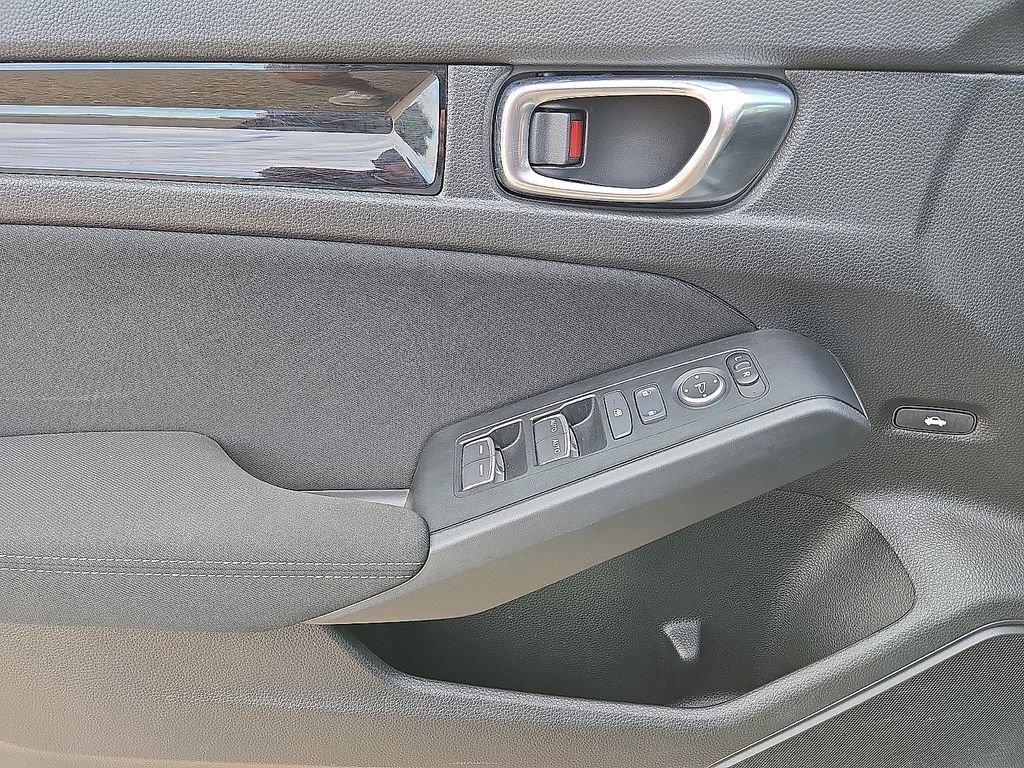 Used 2025 Honda Civic Sport image 20
