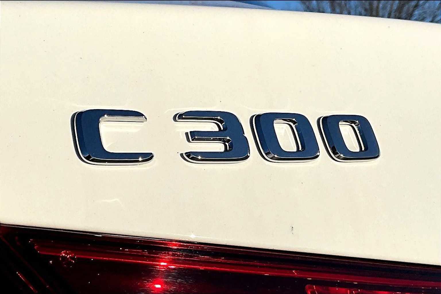 Used 2025 Mercedes-Benz C 300 4MATIC Sedan image 15