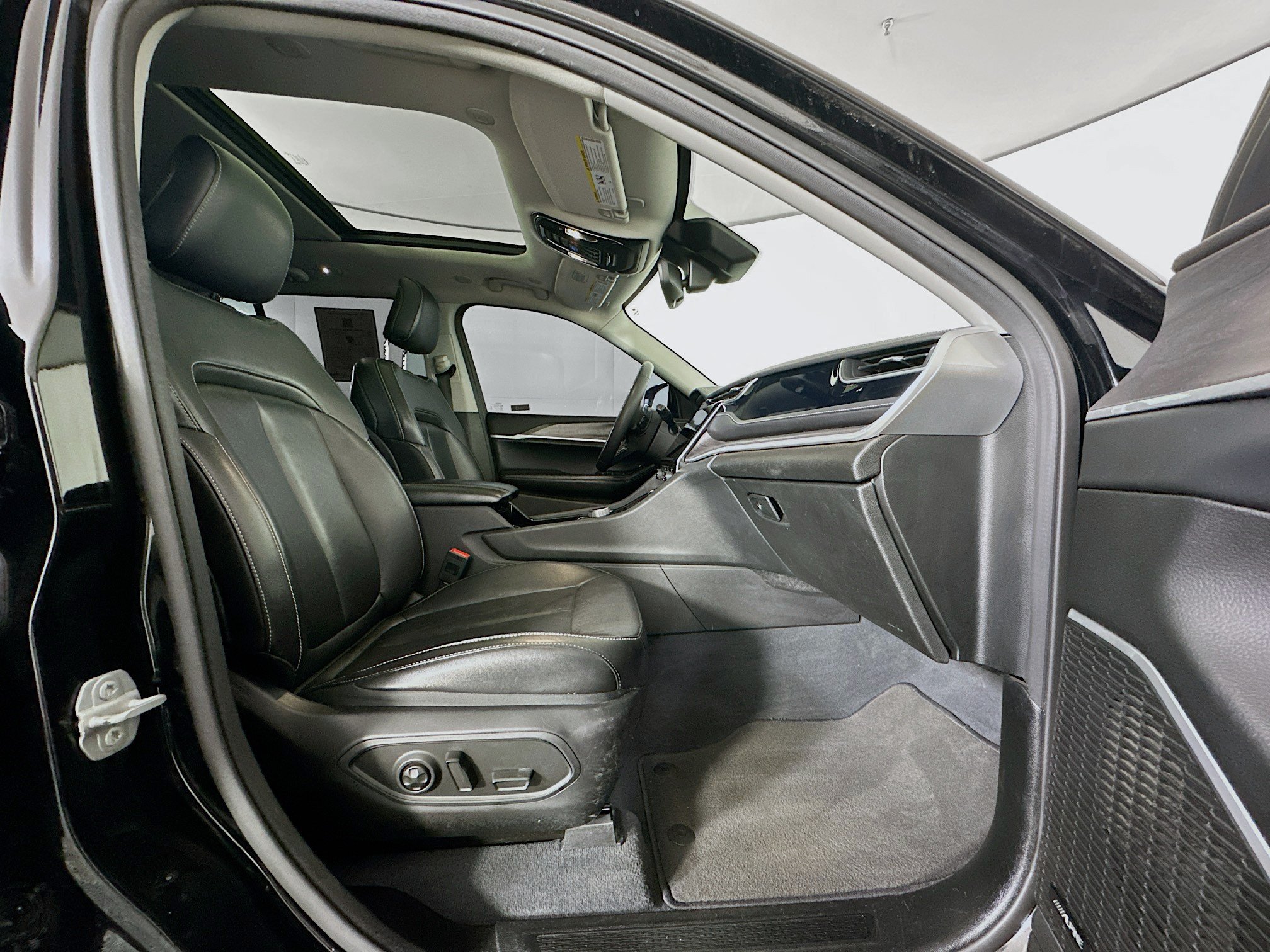 Used 2022 Jeep Grand Cherokee Limited 4xe AWD/4WD image 33