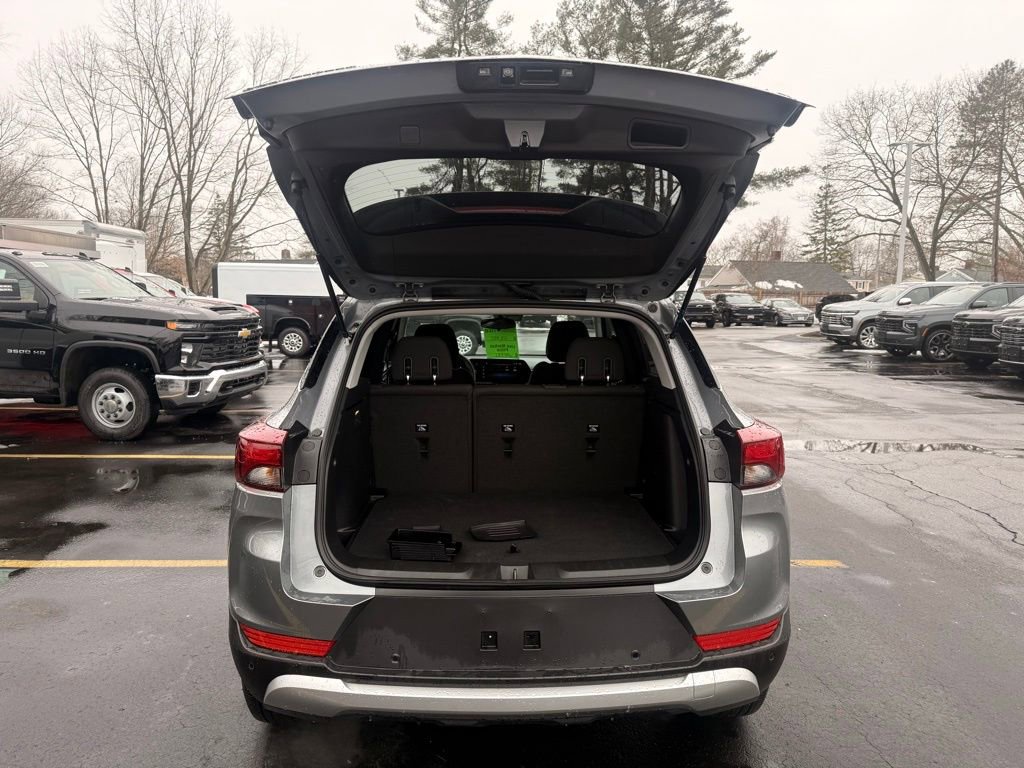 Used 2024 Chevrolet TrailBlazer LT w/ Driver Confidence Package image 13