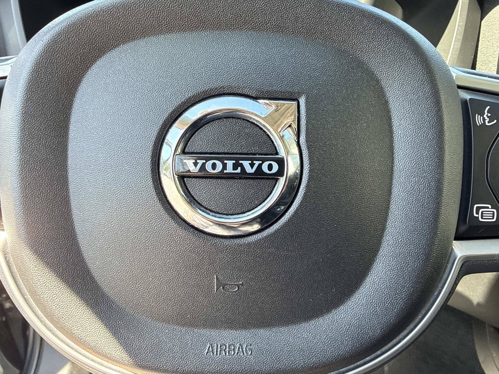 Used 2018 Volvo XC60 T6 Momentum w/ Convenience Package AWD/4WD image 37