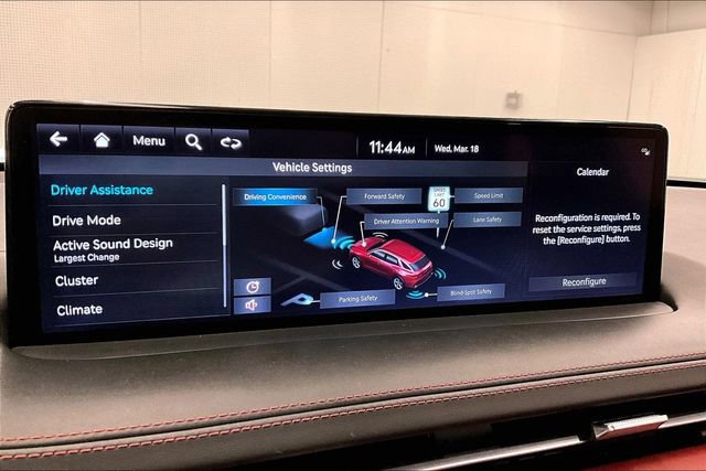 Used 2023 Genesis GV70 2.5T w/ Sport Prestige Package image 38