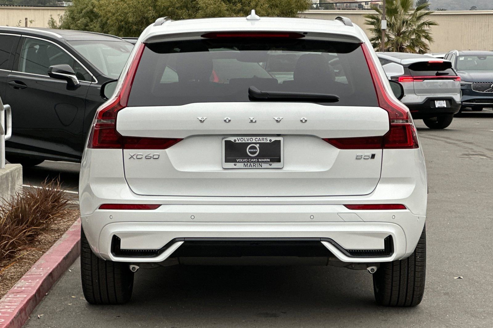 New 2026 Volvo XC60 B5 Ultra w/ Climate Package AWD/4WD image 7