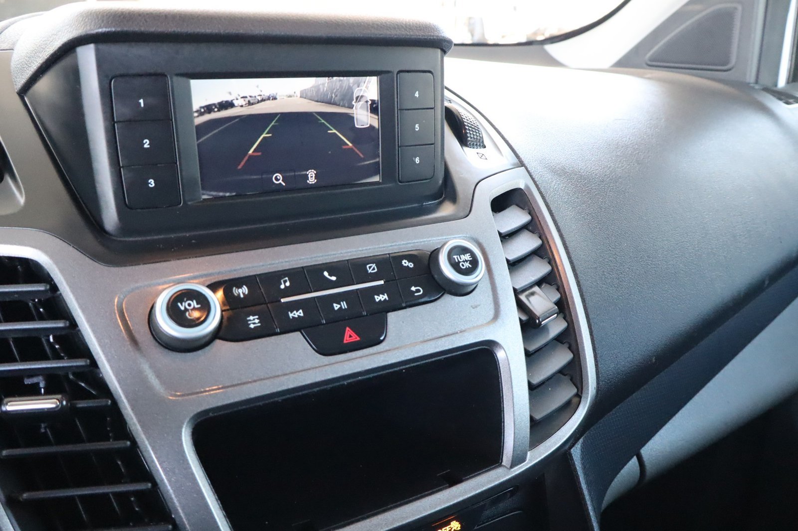 Used 2022 Ford Transit Connect XL FWD image 26