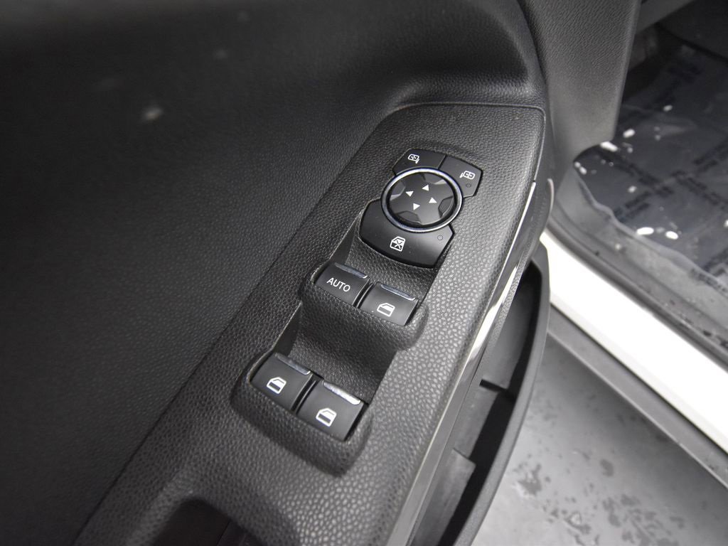 Used 2021 Ford EcoSport SE image 15