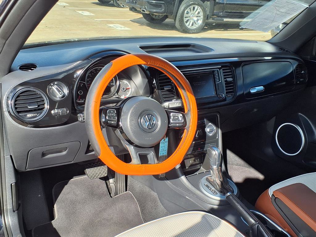 Used 2016 Volkswagen Beetle 1.8T Classic image 3