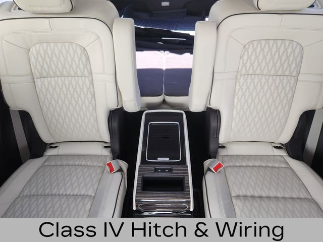Used 2024 Lincoln Aviator Black Label w/ Dynamic Handling Package AWD/4WD image 17