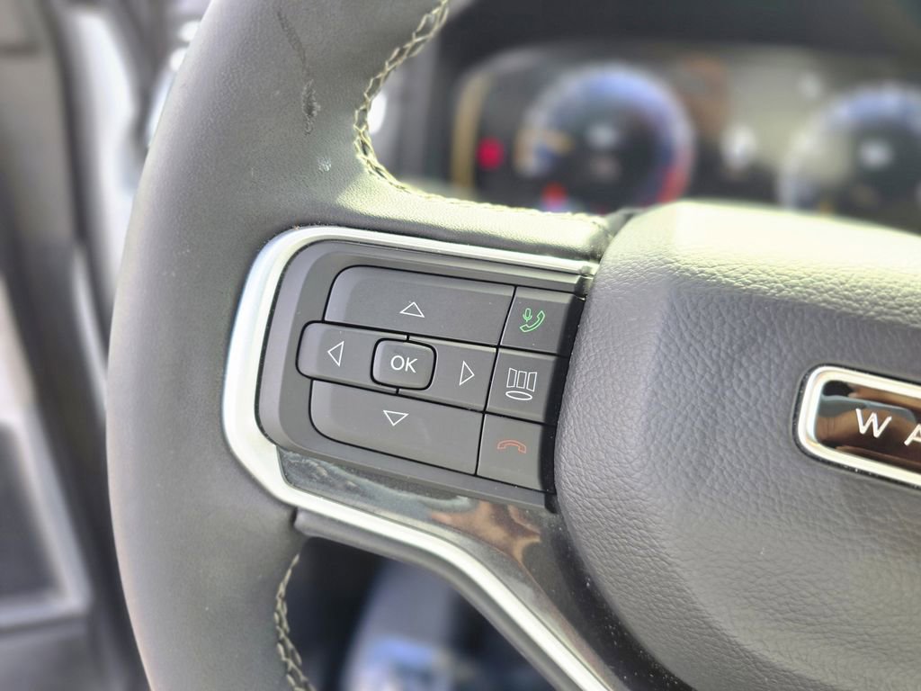 Used 2024 Jeep Wagoneer 2WD image 21