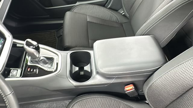 Certified 2025 Subaru Outback Premium image 38