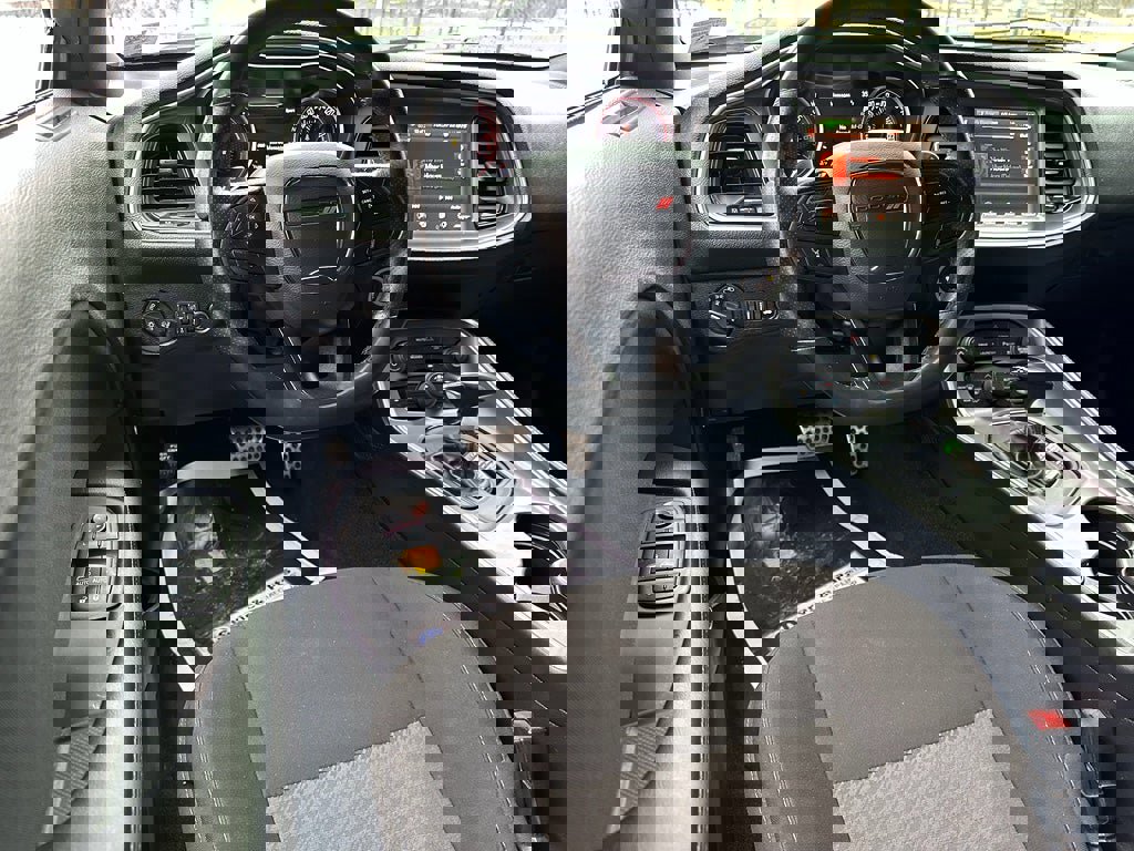 Used 2022 Dodge Challenger R/T Scat Pack w/ Dynamics Package image 12