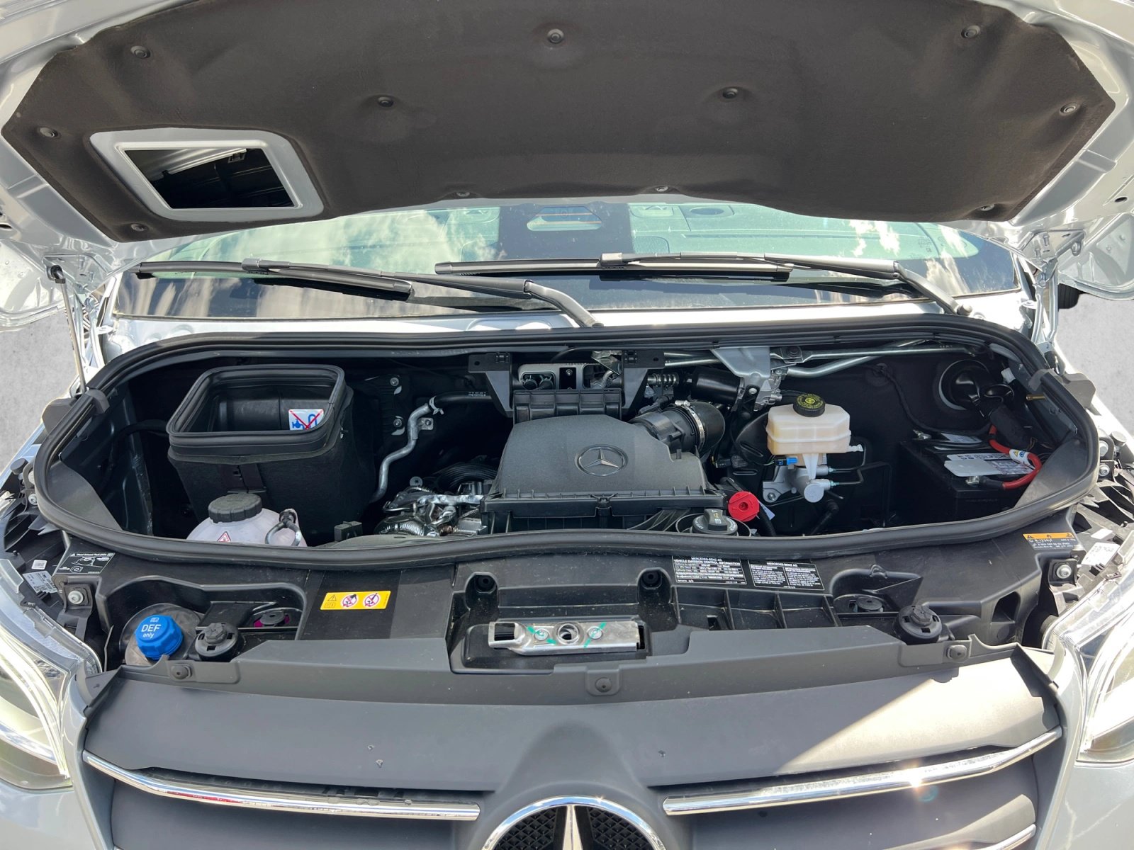 New 2026 Mercedes-Benz Sprinter 2500 image 18