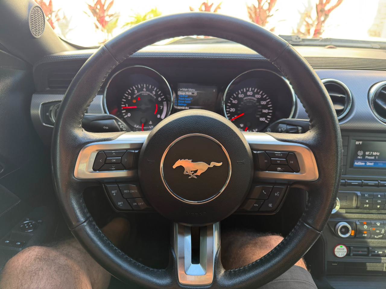 Used 2017 Ford Mustang GT w/ Black Accent Package RWD image 27