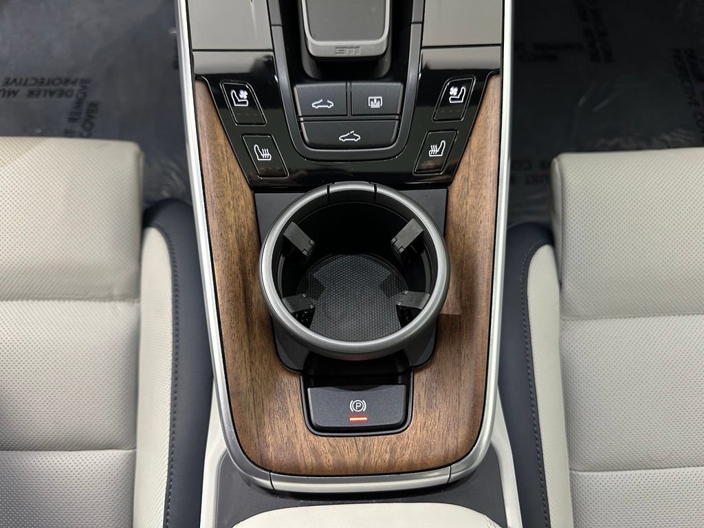 Certified 2026 Porsche 911 Carrera 4S AWD/4WD image 28