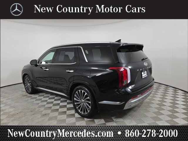 Used 2023 Hyundai Palisade Calligraphy w/ Winter Package image 6