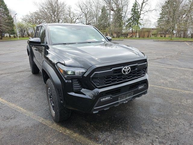 Used 2024 Toyota Tacoma TRD Off-Road AWD/4WD image 8