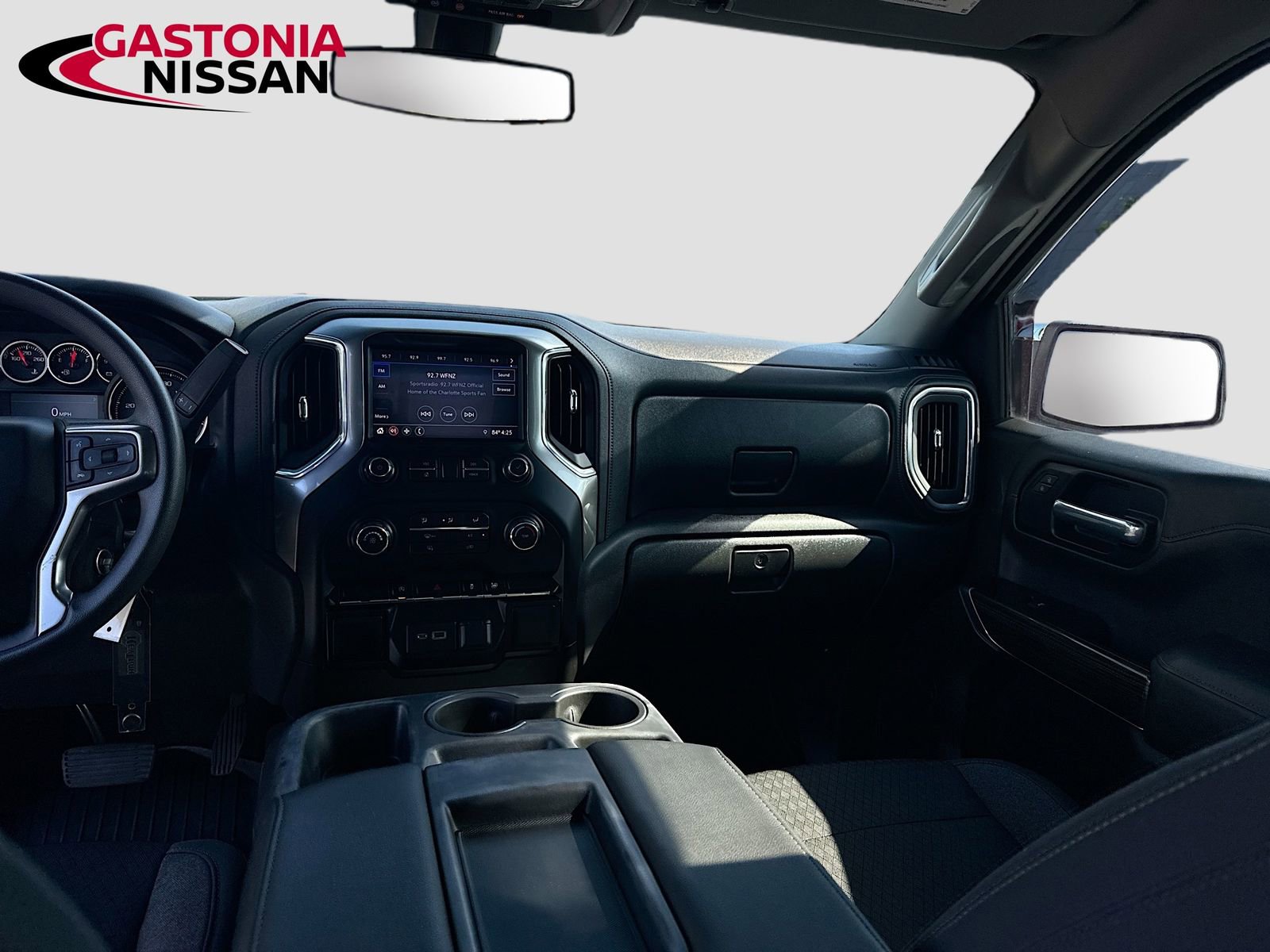 Used 2020 Chevrolet Silverado 1500 LT AWD/4WD image 29