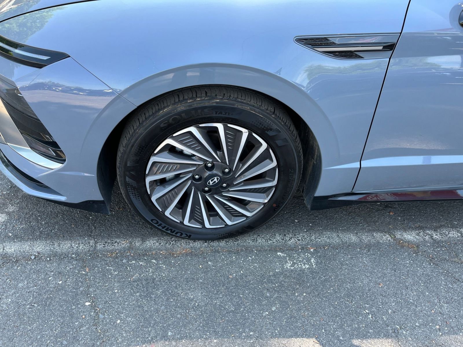 Used 2025 Hyundai Sonata SEL FWD image 30