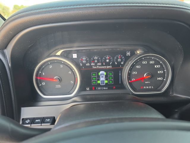 Used 2022 Chevrolet Silverado 3500 High Country w/ Technology Package image 18