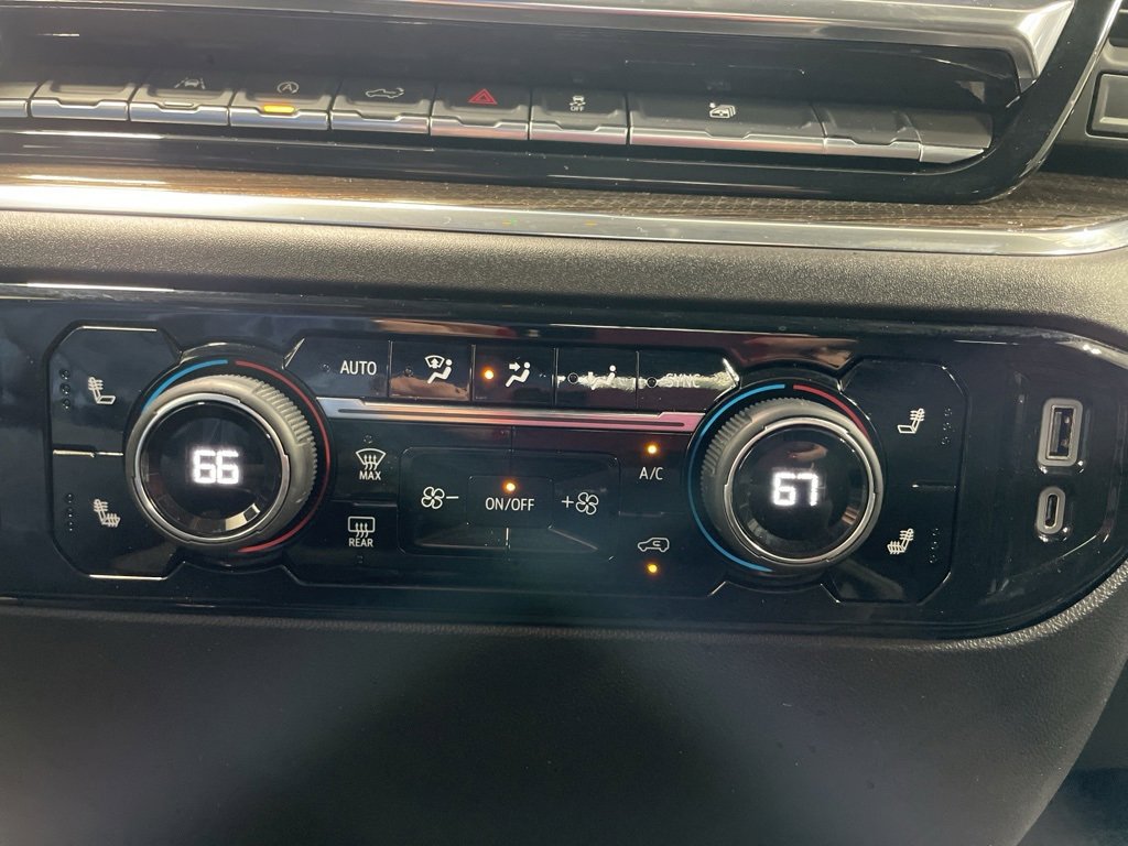 Used 2025 Chevrolet Silverado 1500 LT image 42