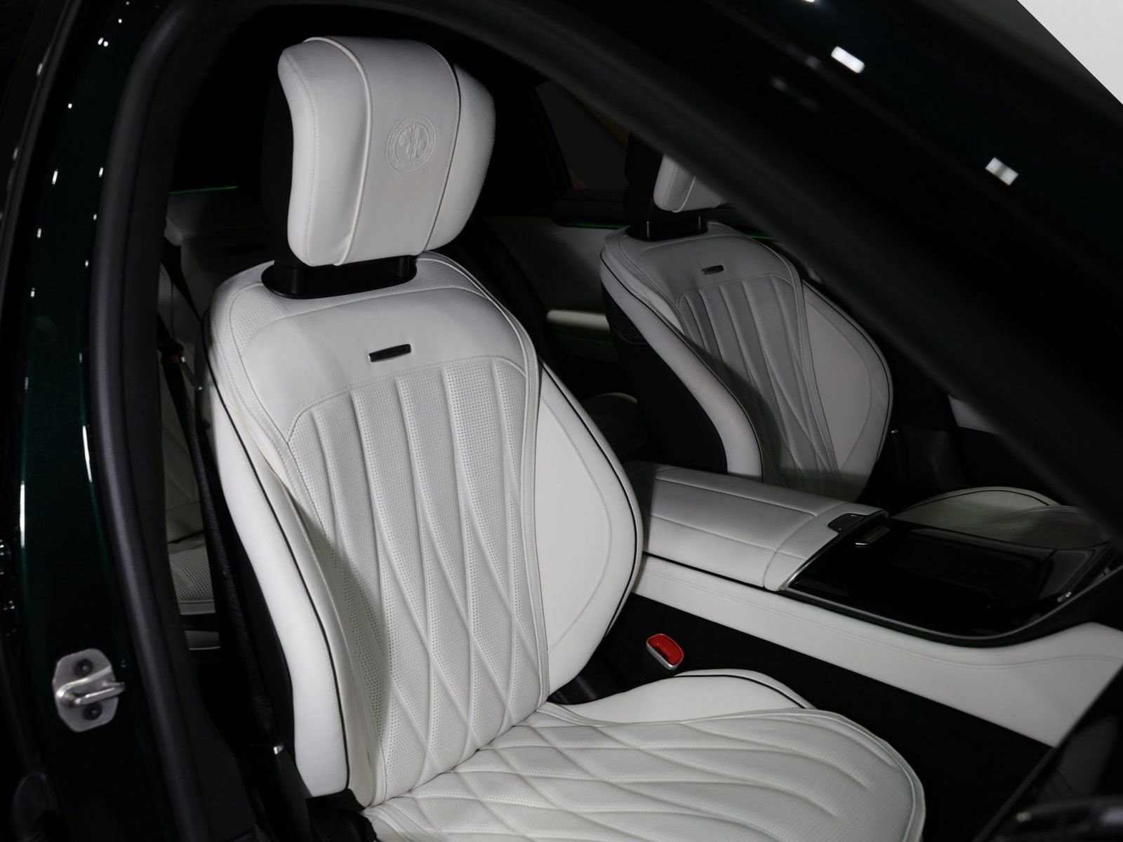 Used 2025 Mercedes-Benz S 63 AMG S w/ Rear Seat Package image 28