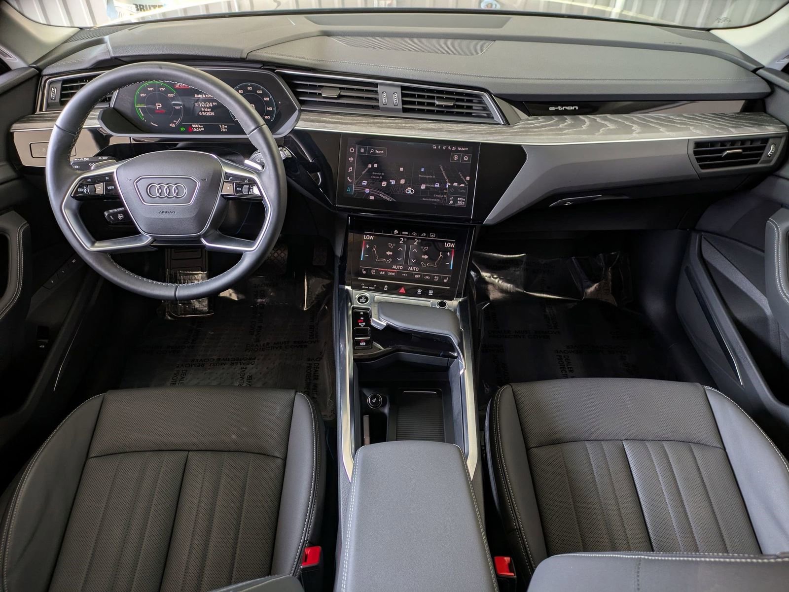 Used 2024 Audi Q8 e-tron Premium Plus w/ Premium Plus Package AWD/4WD image 7