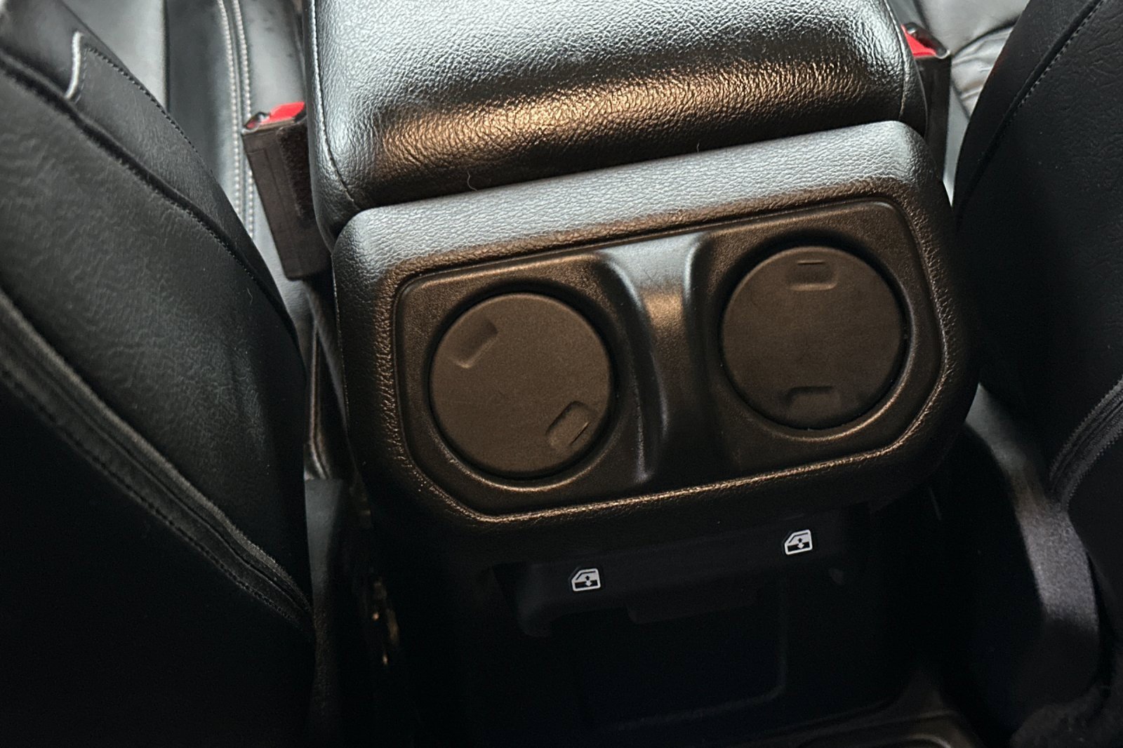 Used 2021 Jeep Wrangler Unlimited Sport image 13