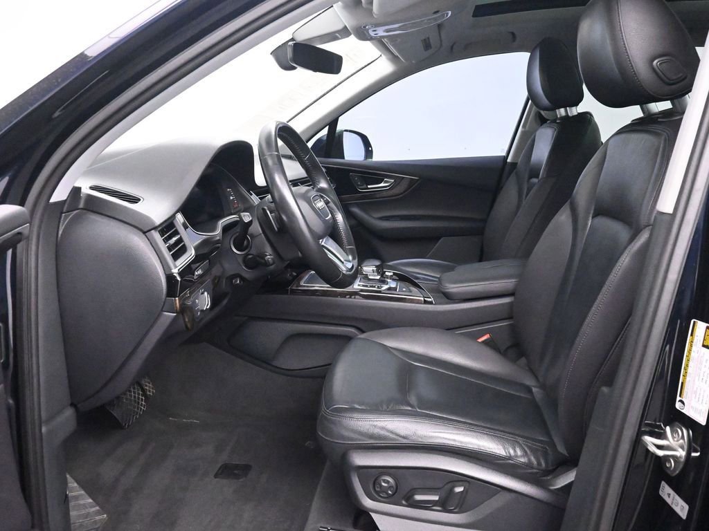 Used 2017 Audi Q7 3.0T Premium Plus image 12