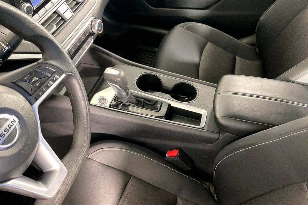 Used 2022 Nissan Altima 2.5 S FWD image 16