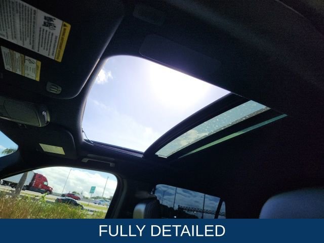 Used 2022 Ford Expedition Platinum image 6