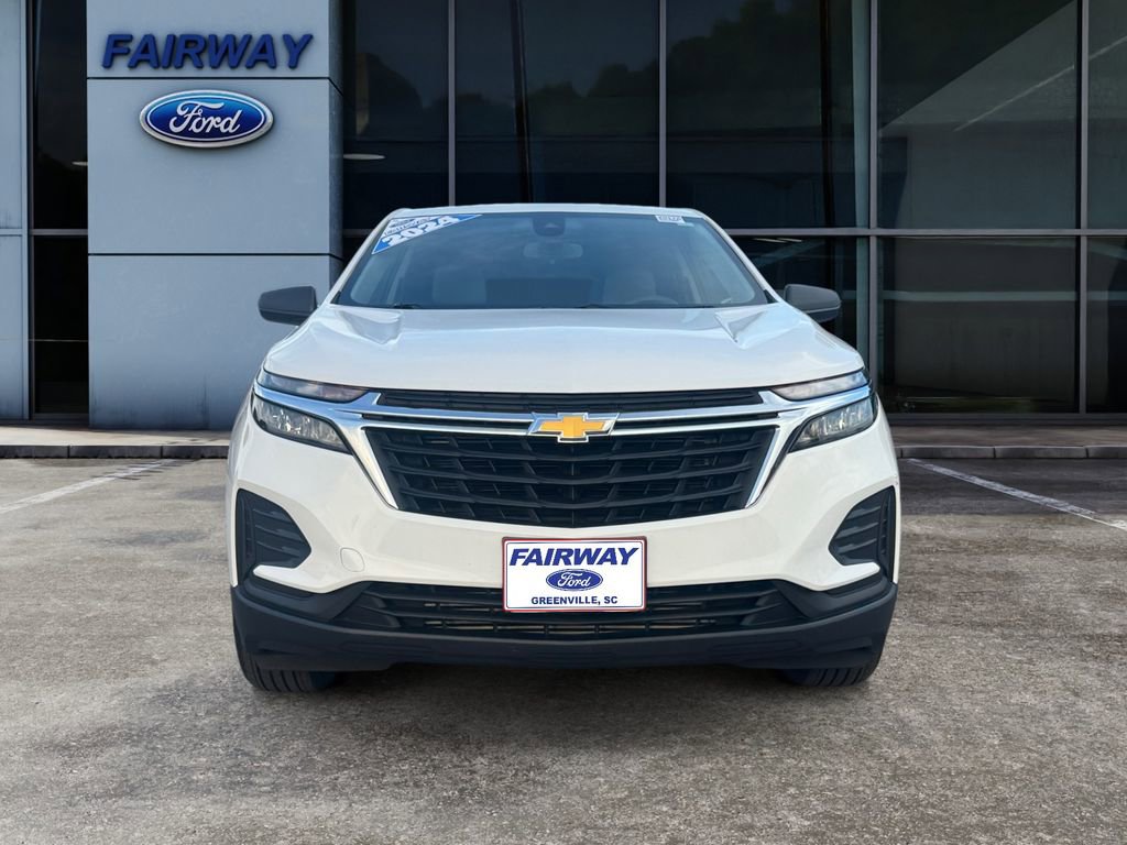 Used 2024 Chevrolet Equinox LS w/ LS Convenience Package image 2