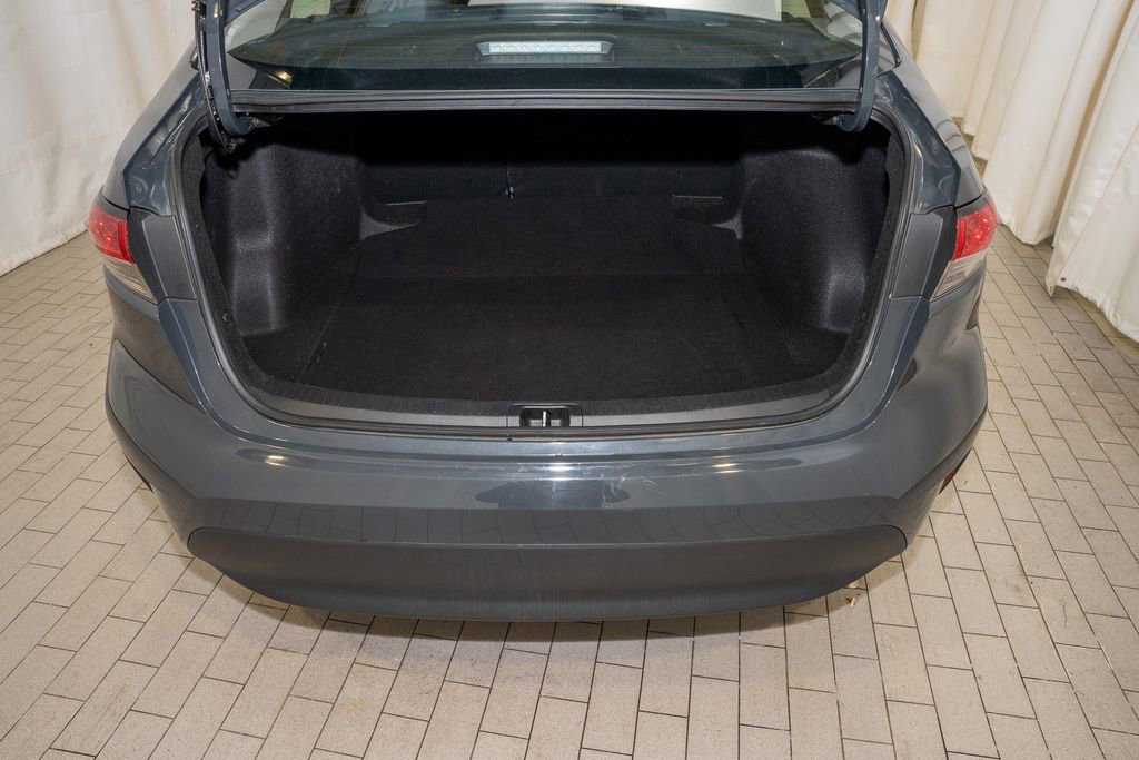 Used 2024 Toyota Corolla LE image 5