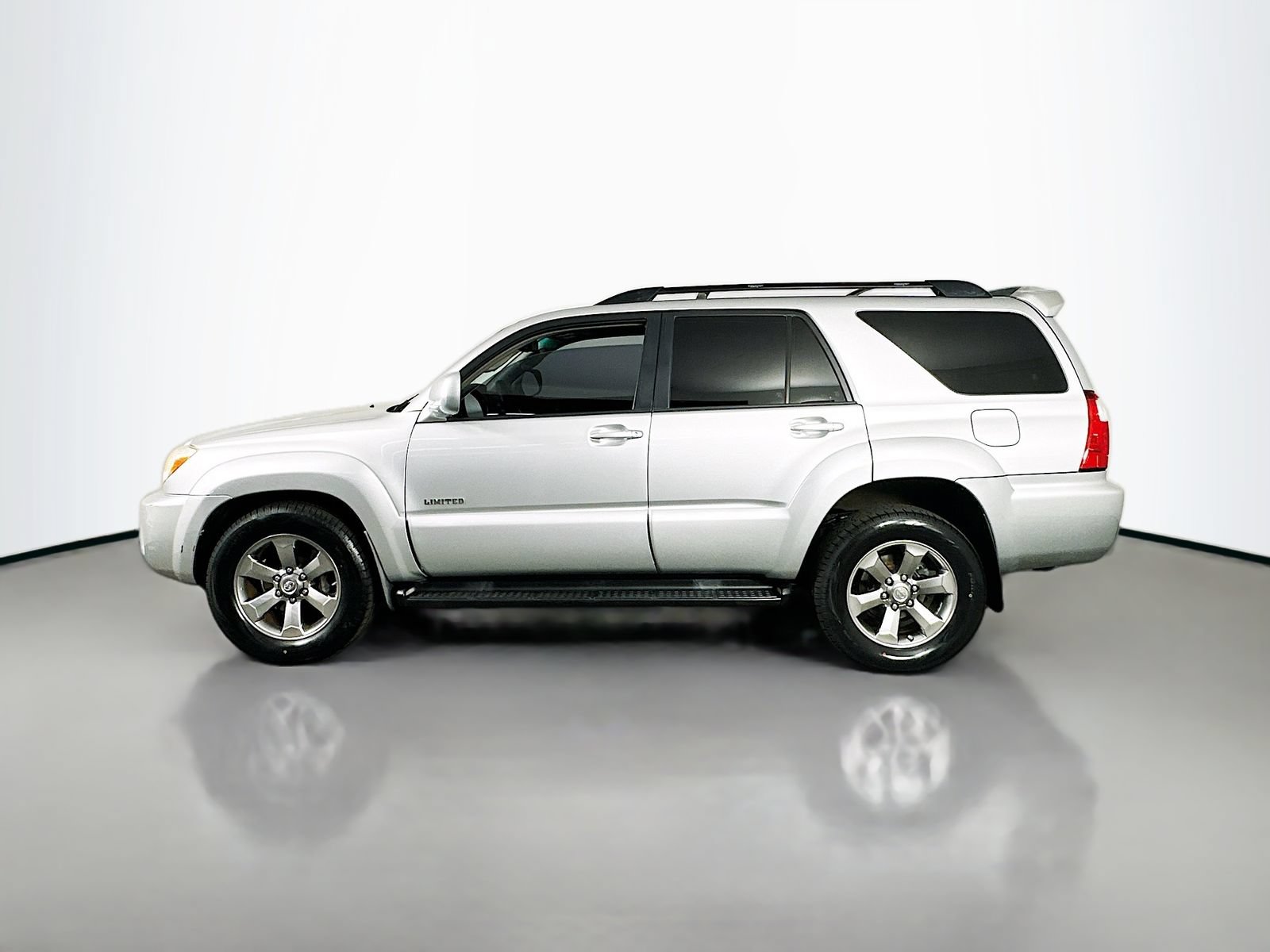 Used 2007 Toyota 4Runner Limited RWD image 4