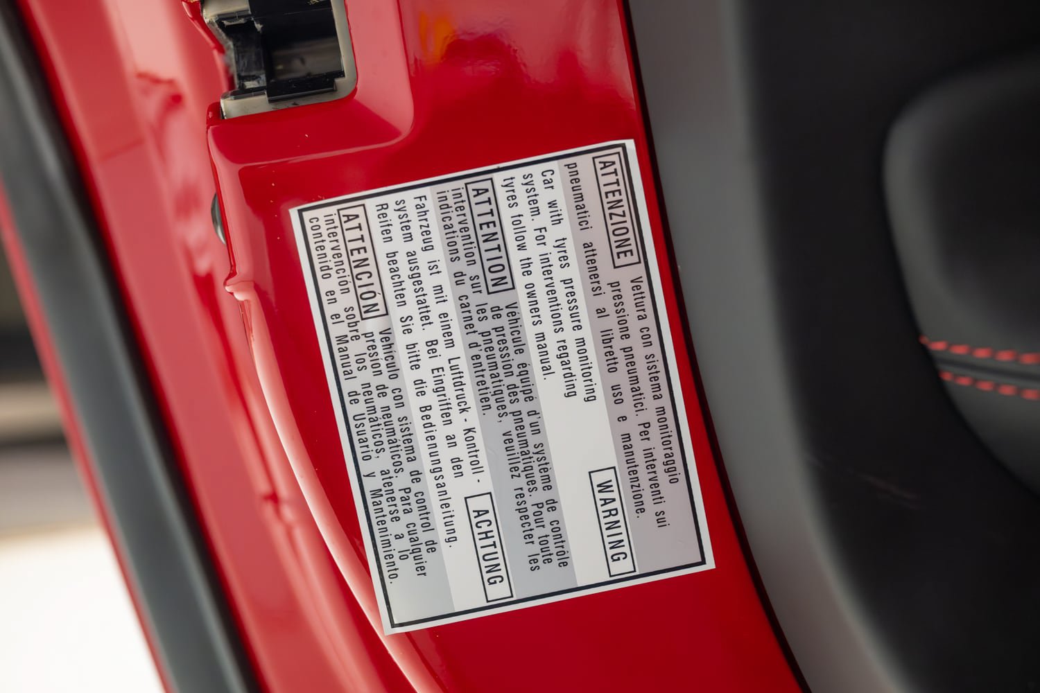 Certified 2021 Ferrari F8 Tributo RWD image 23