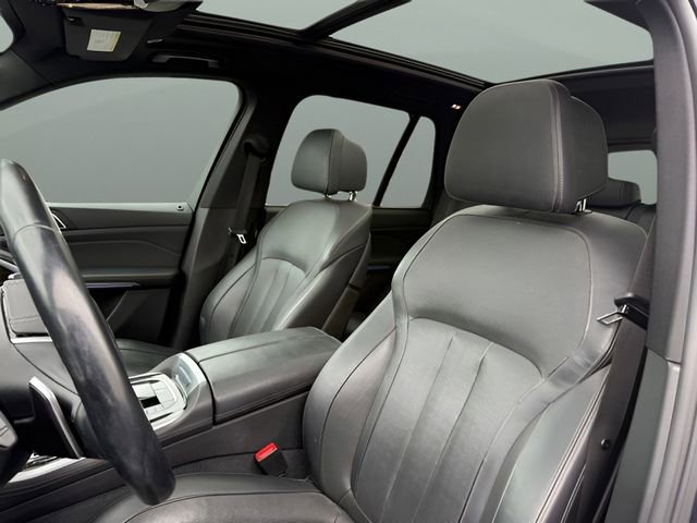 Used 2019 BMW X5 xDrive40i w/ Executive Package AWD/4WD image 15