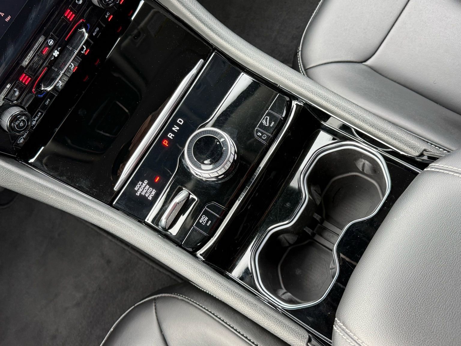 Used 2023 Jeep Grand Cherokee 4WD 4xe image 31