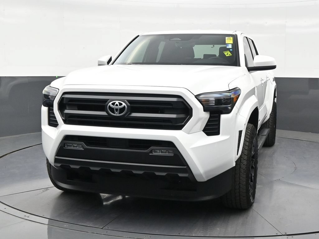 Used 2026 Toyota Tacoma SR5 RWD image 8