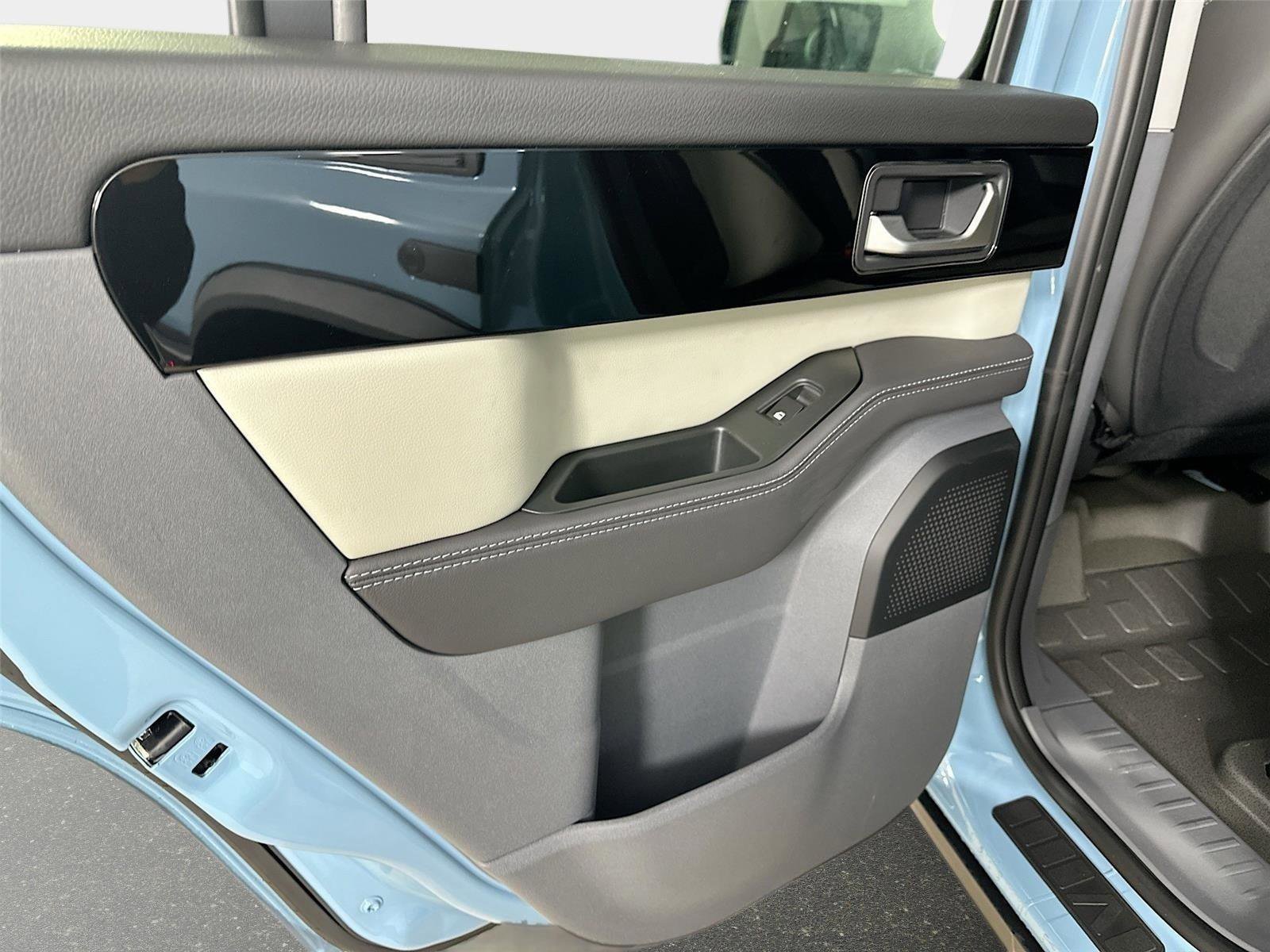 New 2025 INEOS Grenadier Fieldmaster Edition image 35